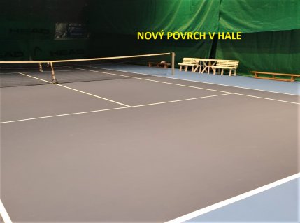 Nový povrch v hale